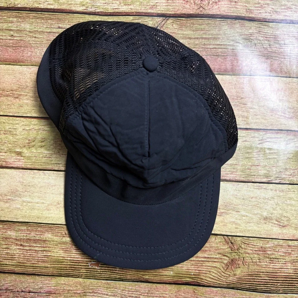 Lululemon Fast and Free Mesh Trucker Hat Black Running Cap Snapback